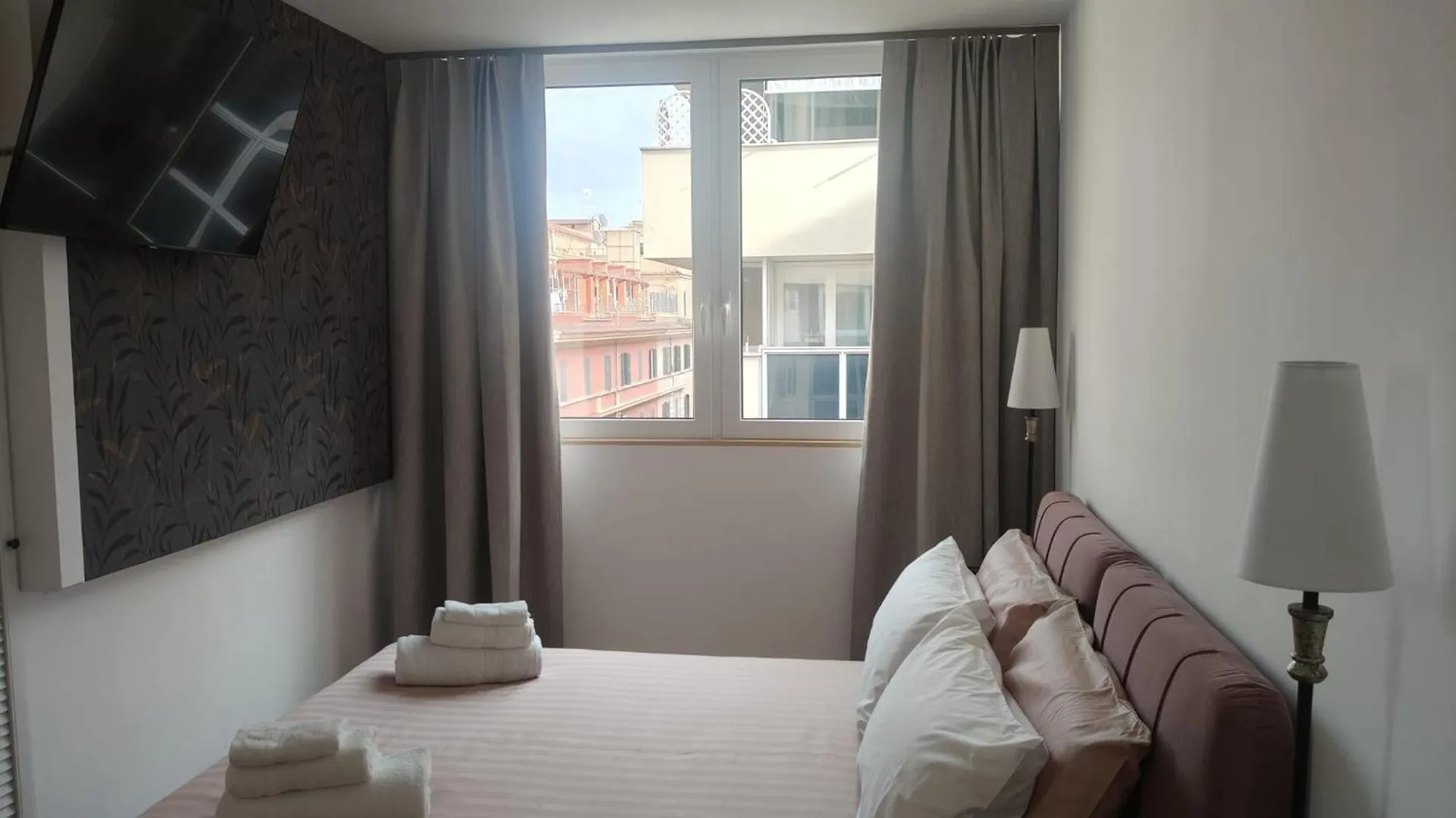 Piccola Domus Villa Rome 0*,